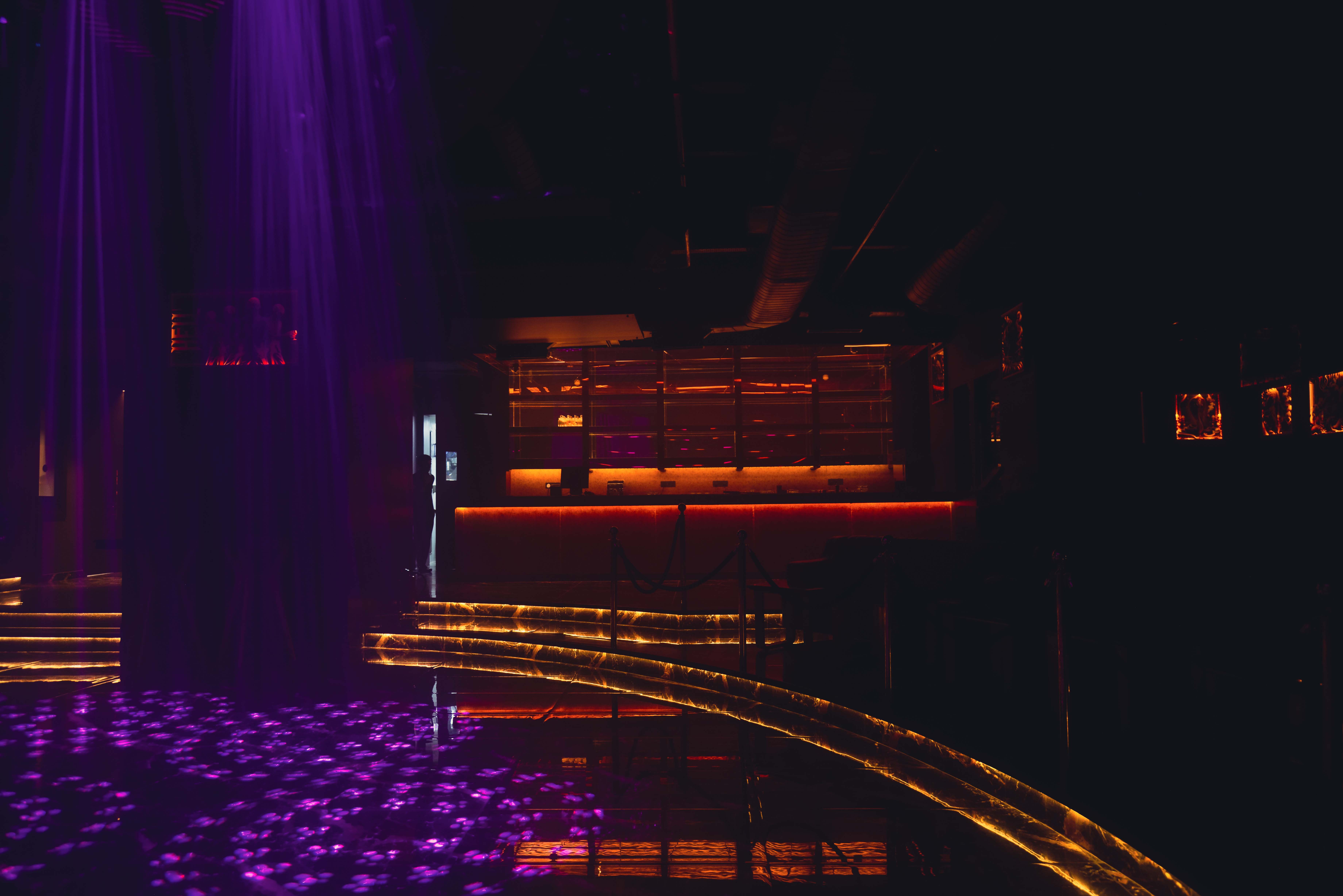  Iluzn club and kitchen  slider image