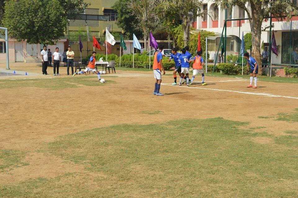  School for sale in Delhi RK Puram slider image
