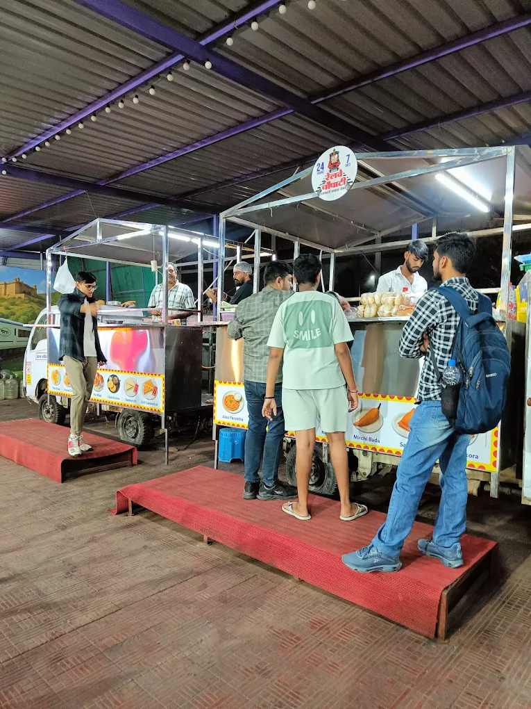  Railway Chaupati Restaurant slider image